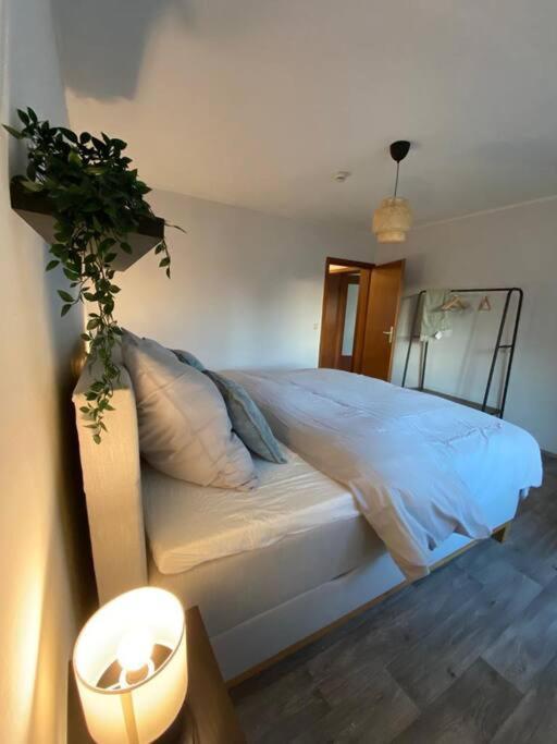 Schoene Zentrale Wohnung Naehe Hb غيرمرسهايم المظهر الخارجي الصورة
